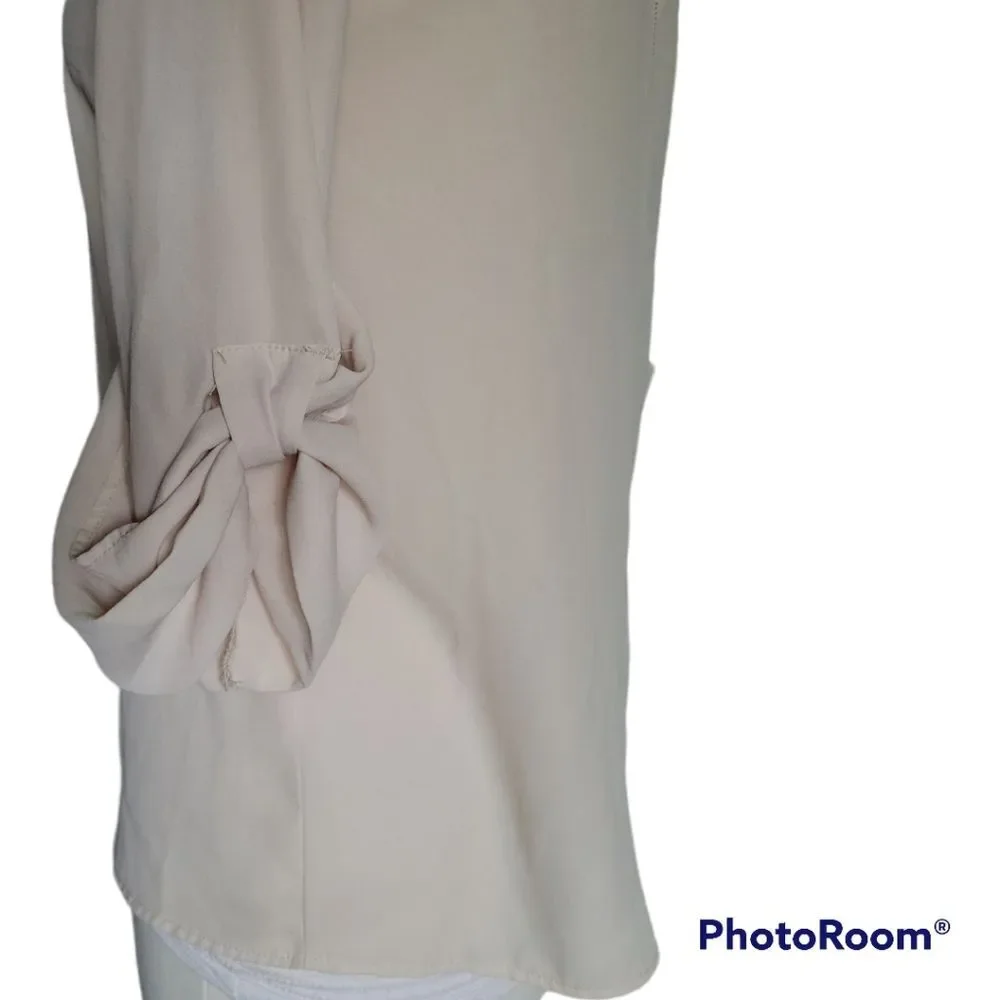 LOVE CULTURE Cream Colored Blouse - M